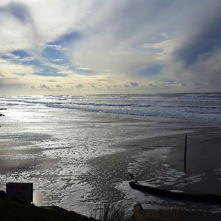 D Sands Condominium Motel Lincoln City Eksteriør bilde